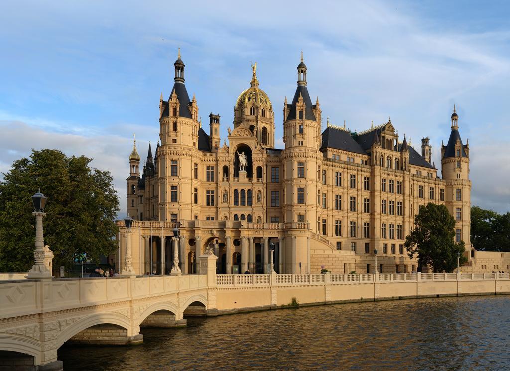 Hotel Pension Schwerin-Haus Schreiber Экстерьер фото